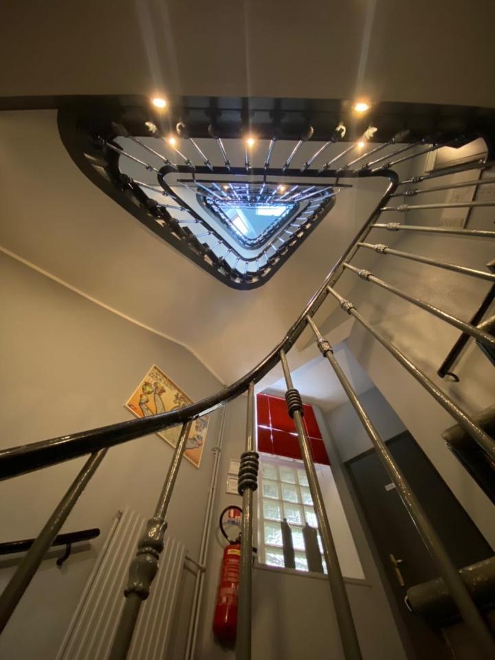 Hotel Le Pelican Charleville-Mezieres Bagian luar foto
